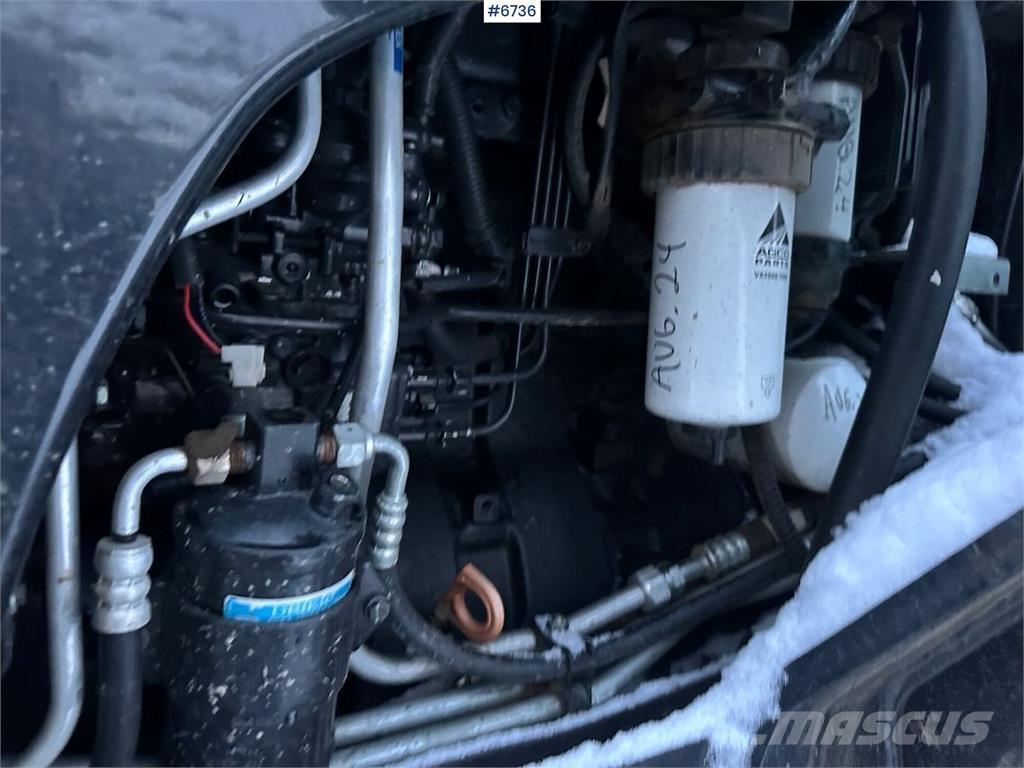 Valtra N92 Tratores Agrícolas usados