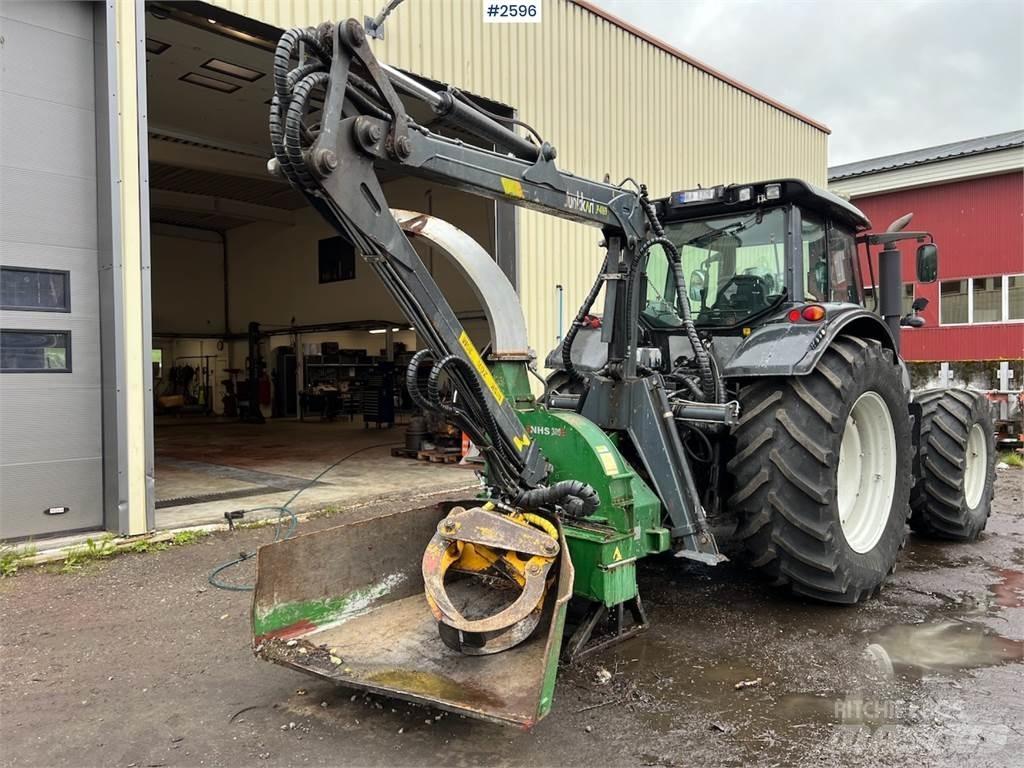 Valtra T182 Tratores Agrícolas usados