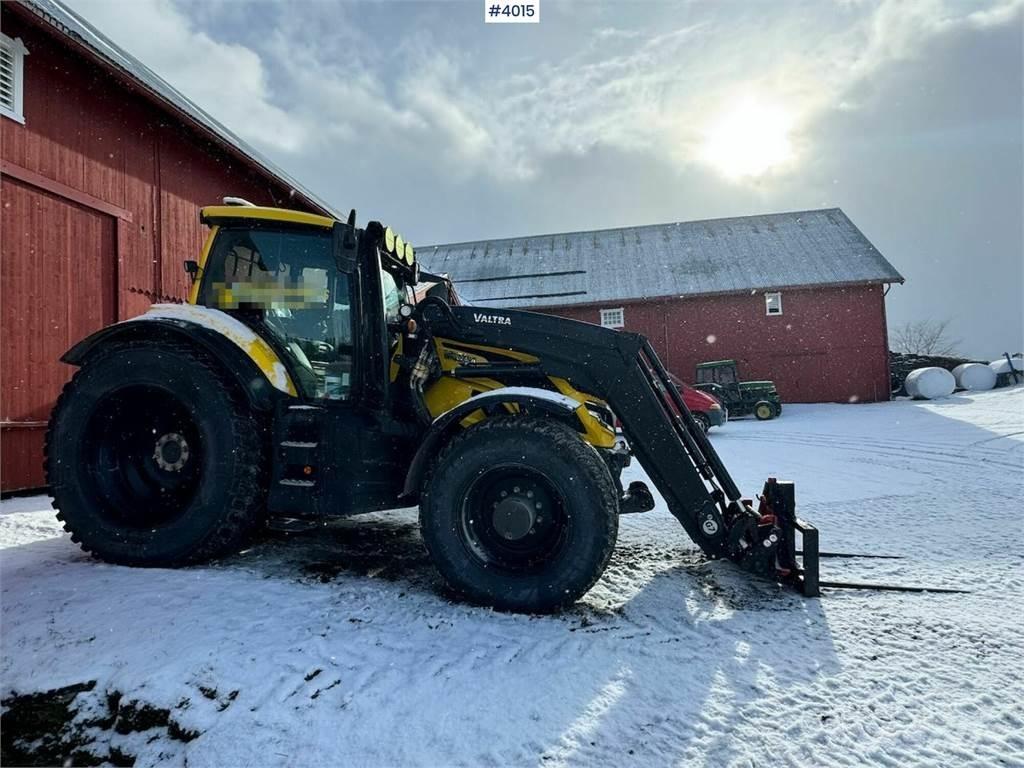 Valtra T255 Tratores Agrícolas usados