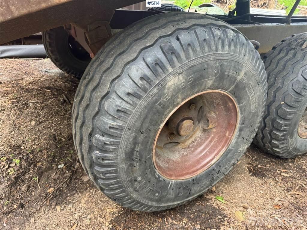 Velsa 8 Carrinhos de grão