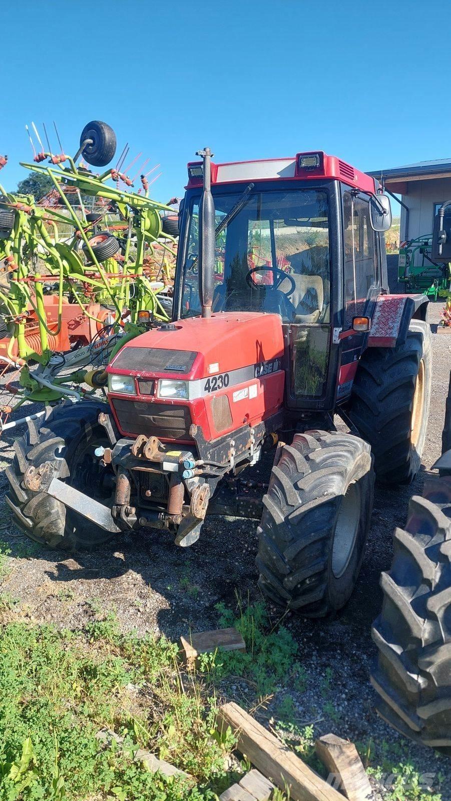 Case IH 4230 XL A Tratores Agrícolas usados