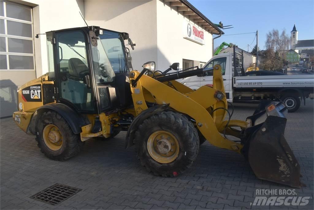 CAT 906M Pás carregadoras de rodas