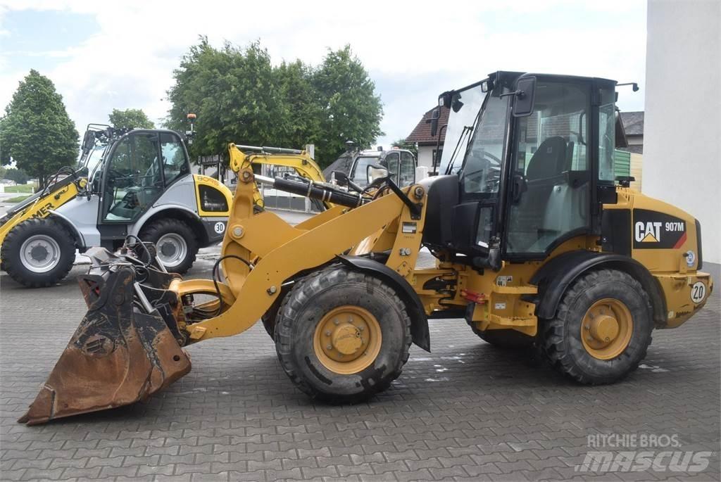 CAT 907M Pás carregadoras de rodas