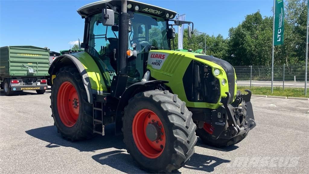 CLAAS ARION 530 Tratores Agrícolas usados
