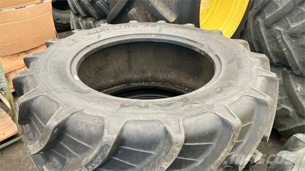 CLAAS ARION 530 Tratores Agrícolas usados