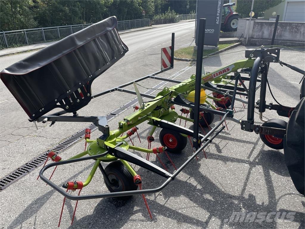 CLAAS VOLTO 45 Ancinho virador
