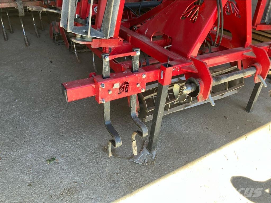  Coral Plus 420 Outras semeadeiras e acessórios