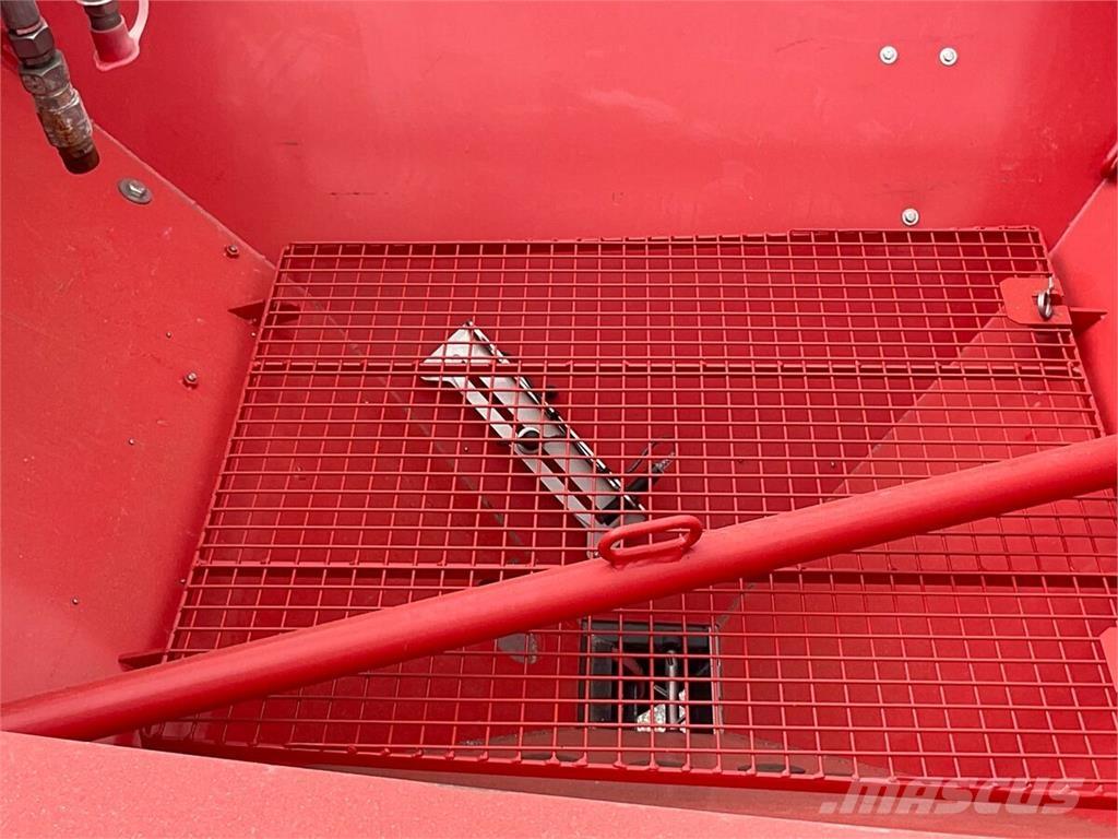  DF 2 Outras máquinas e acessórios de fertilização