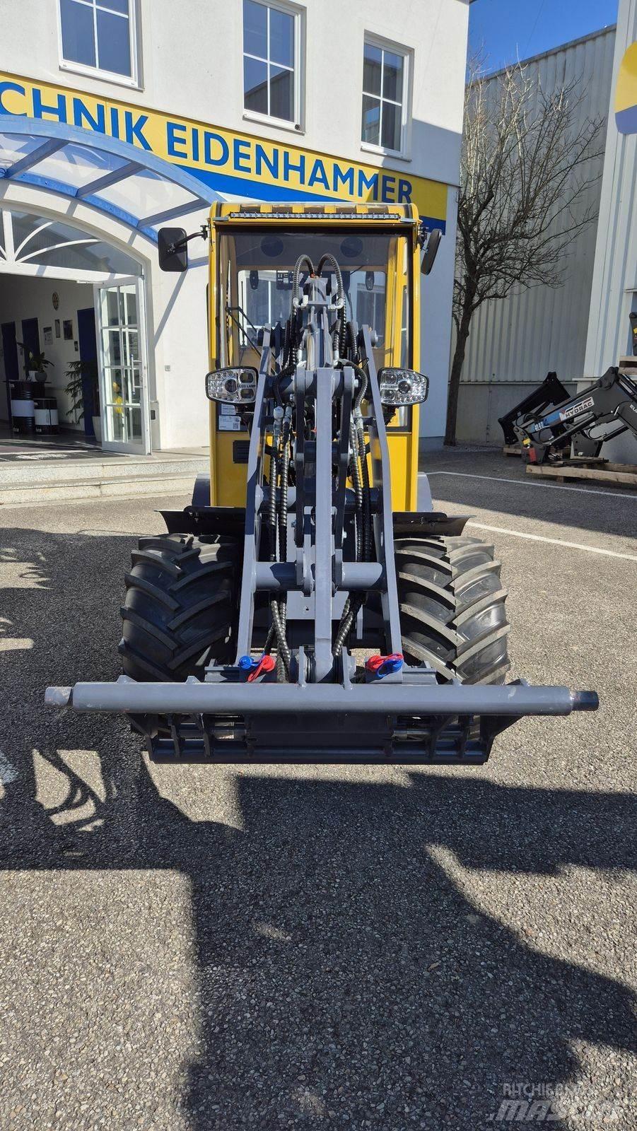 Eurotrac W12 s Carregadoras frontais e escavadoras