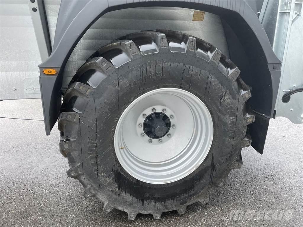 Fliegl ADS 120 Espalhadores de estrume