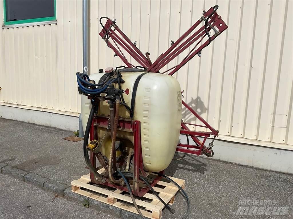 Hardi NK 600 Pulverizadores rebocados