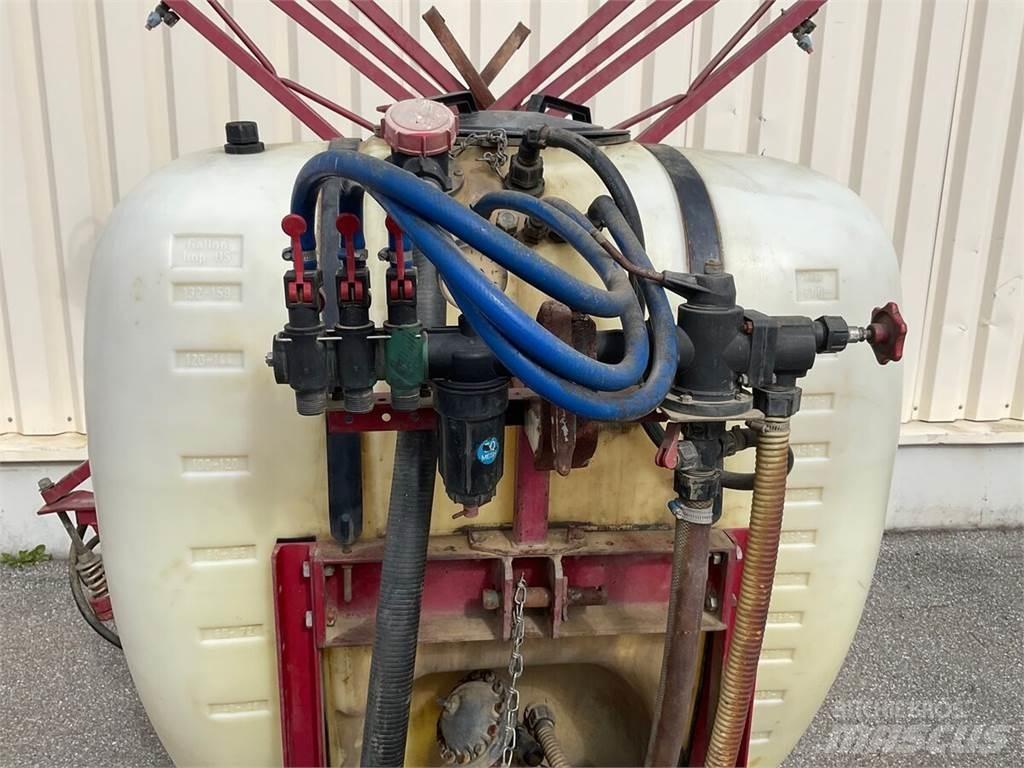 Hardi NK 600 Pulverizadores rebocados