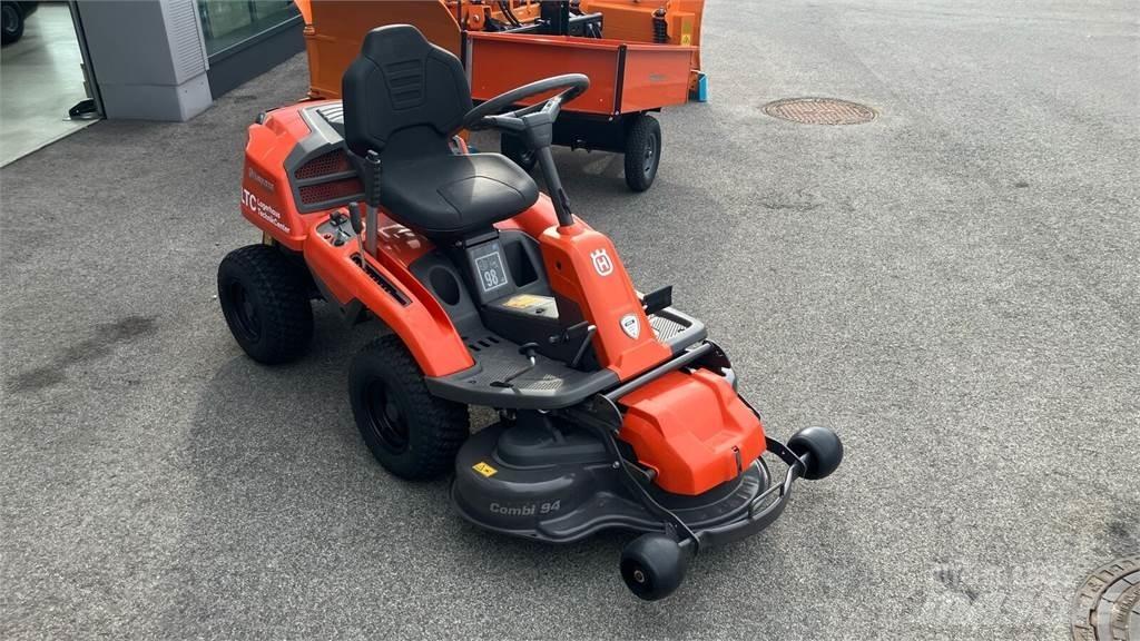 Husqvarna R 214TC Espaços verdes - Outros
