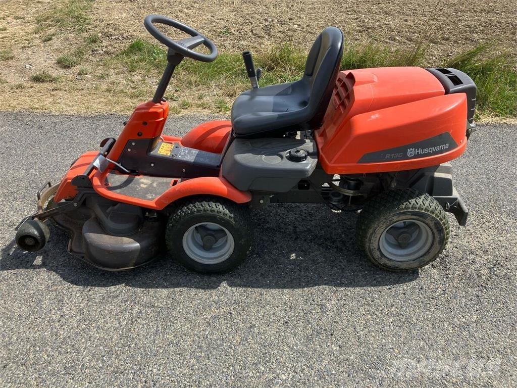 Husqvarna R13C Espaços verdes - Outros
