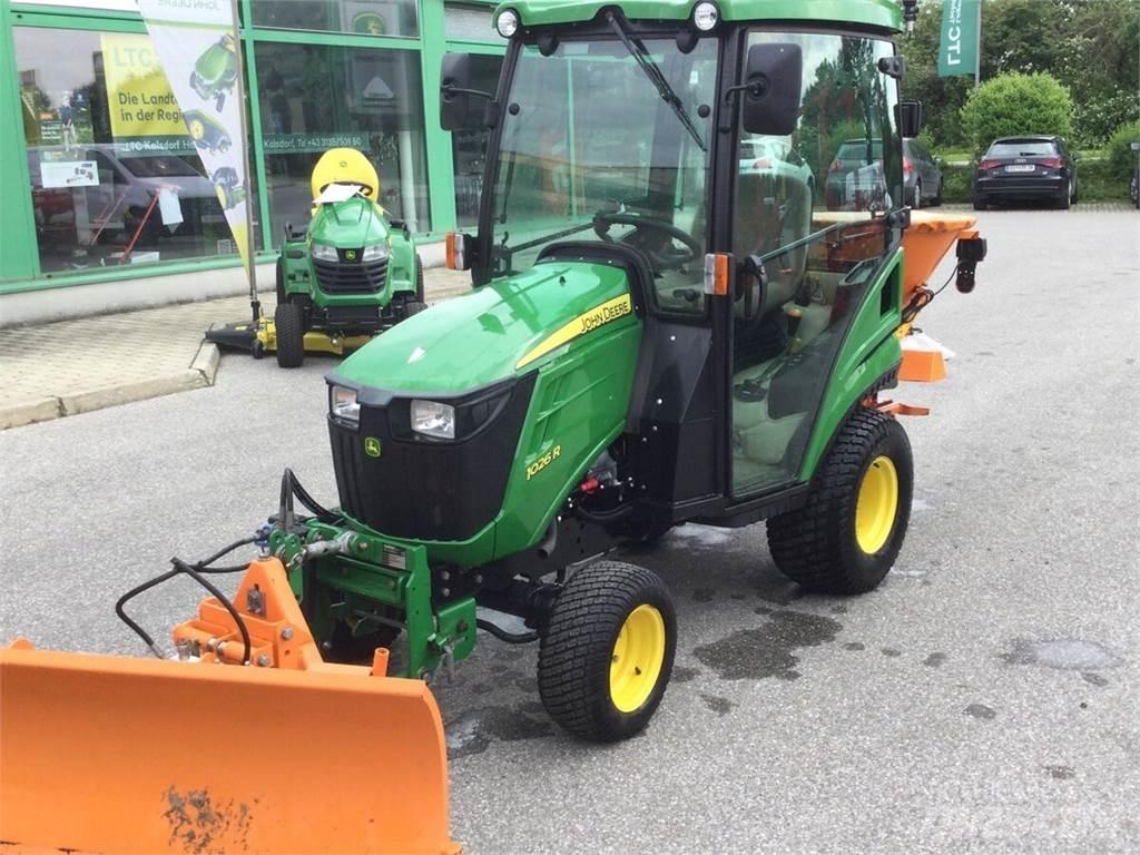 John Deere 1026R Tratores Agrícolas usados