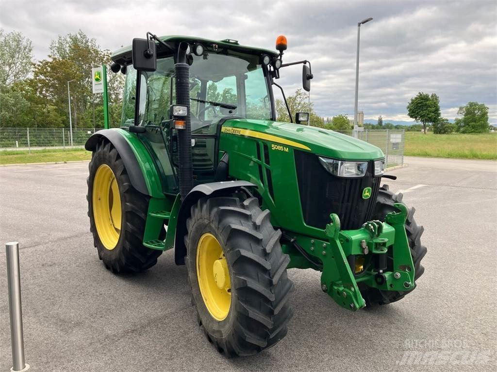John Deere 5085M Tratores Agrícolas usados