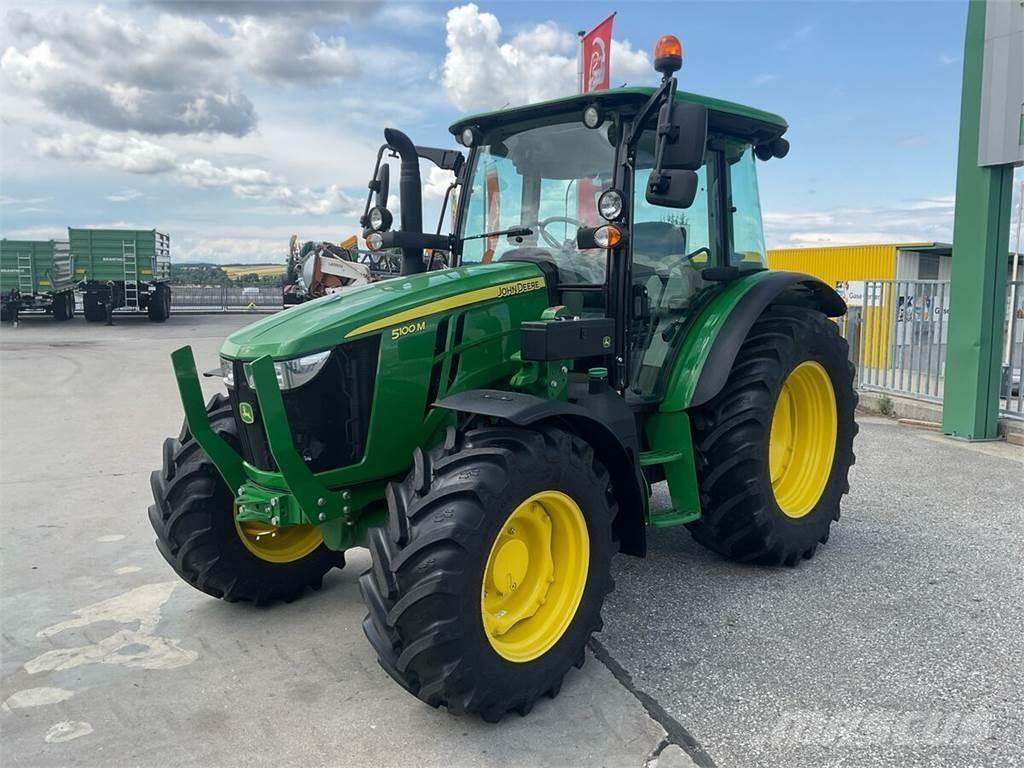 John Deere 5100M Tratores Agrícolas usados