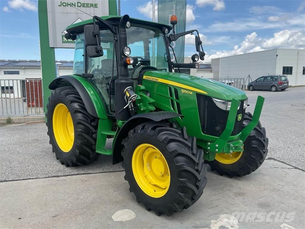 John Deere 5100M Tratores Agrícolas usados
