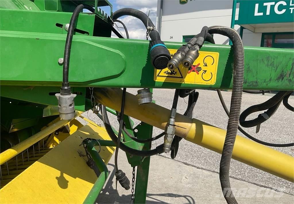 John Deere 592C Enfardadeira de rolos