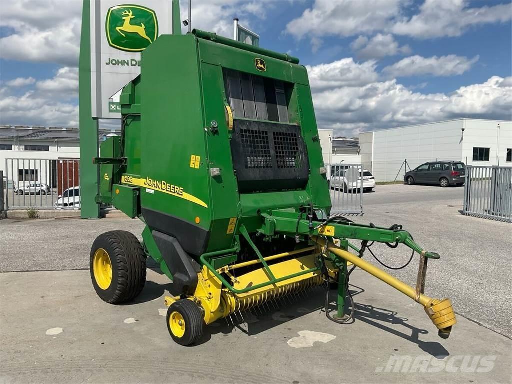 John Deere 592C Enfardadeira de rolos