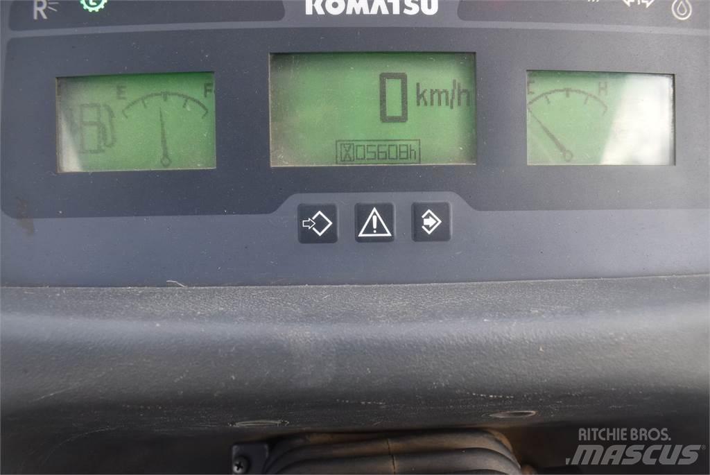 Komatsu WA100M-7 Pás carregadoras de rodas