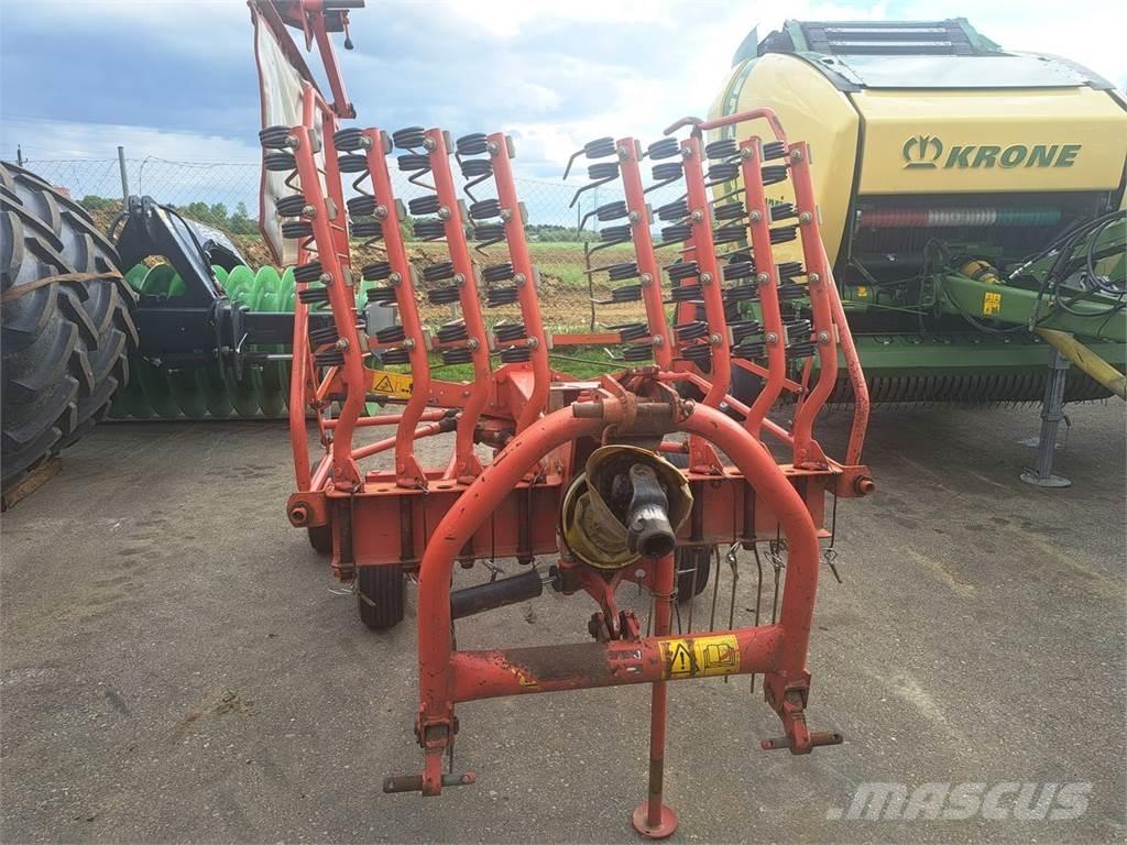 Kuhn GA 4121 GM Encordoadores de Feno