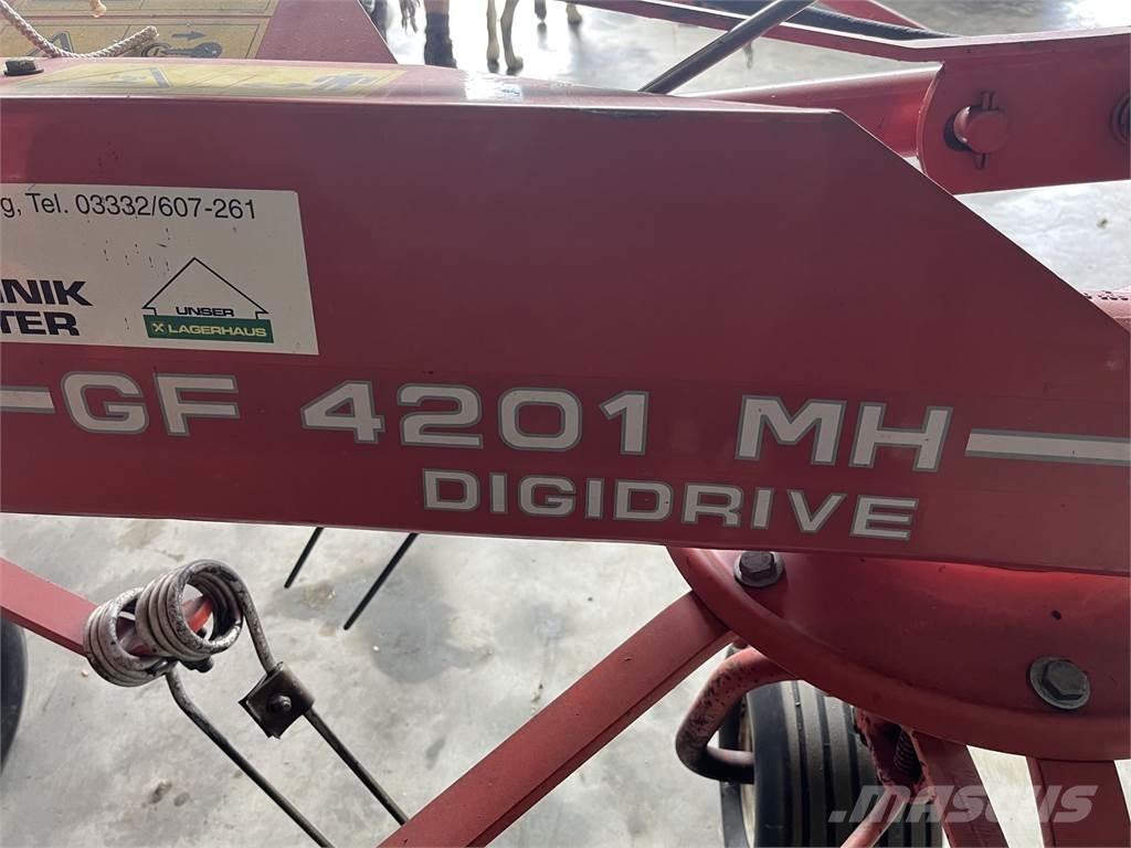 Kuhn GF 4201 MH Ancinho virador