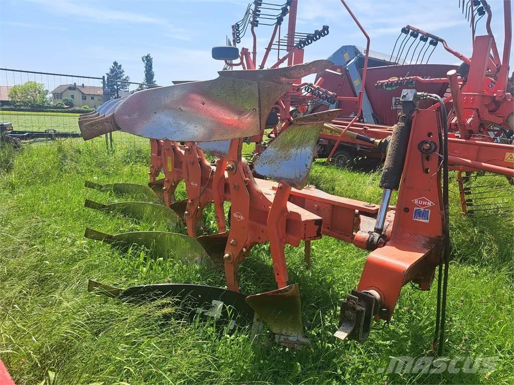 Kuhn Master 120 Charruas convencionais