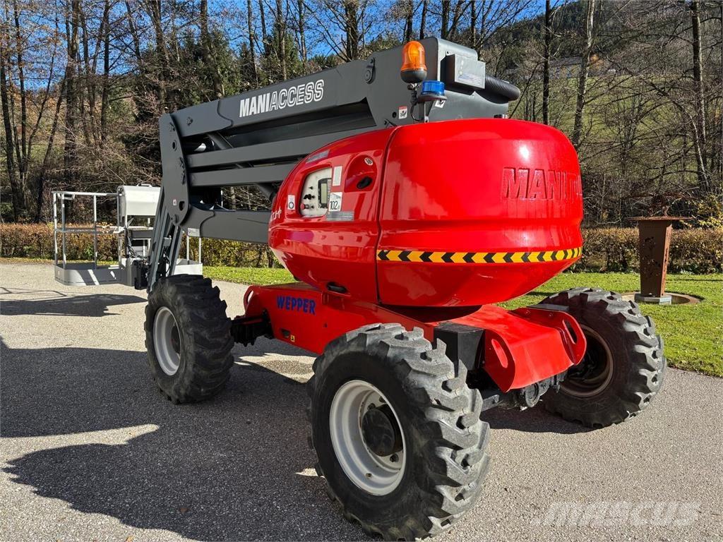 Manitou 160ATJ + Elevadores braços articulados