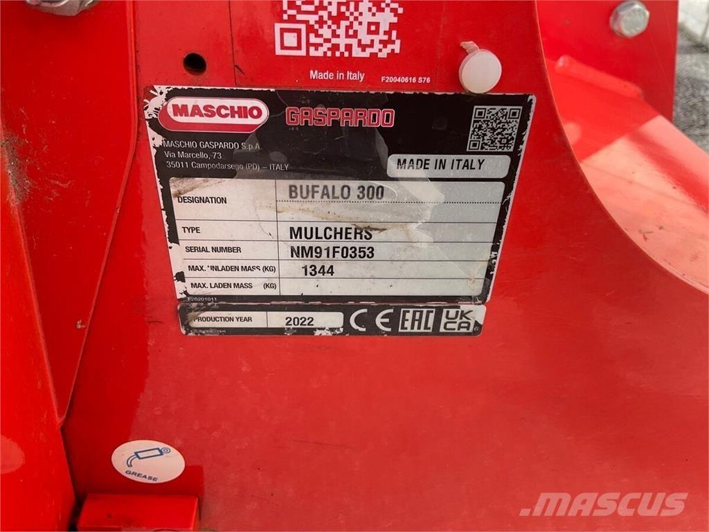 Maschio Bufalo 300 Gadanheiras e cortadores de folhas para pastos