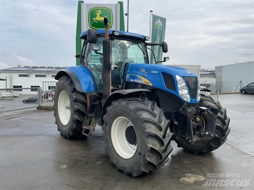 New Holland T7050 Tratores Agrícolas usados