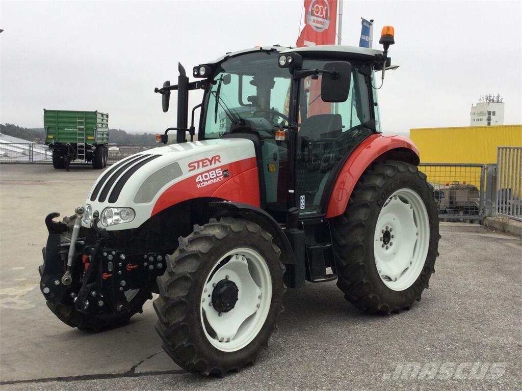 Steyr 4085 Kompakt Tratores Agrícolas usados