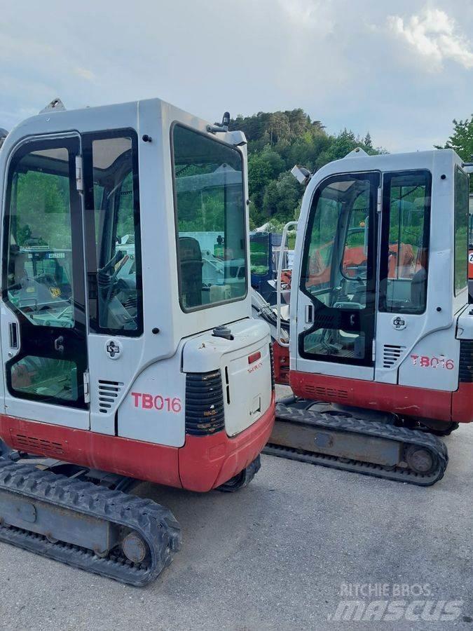 Takeuchi TB016 H Mini Escavadoras <7t