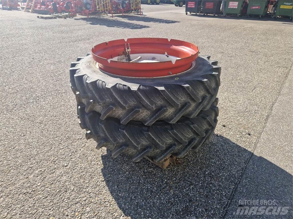 Taurus 12.4 R36 Pneus Agrícolas