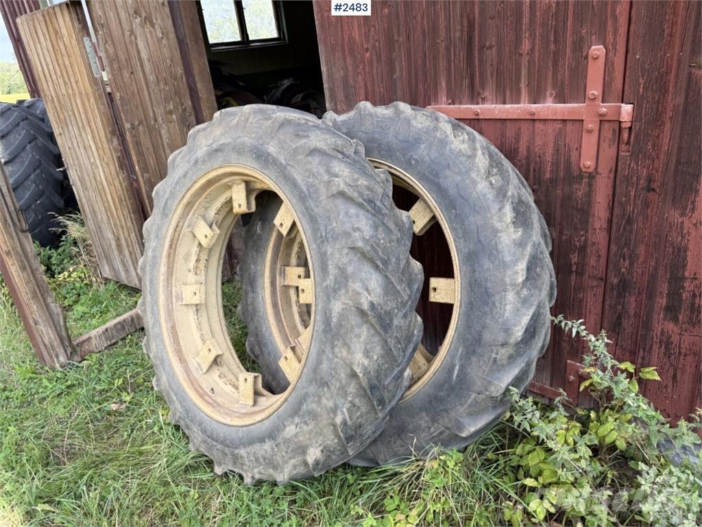 Goodyear 13.6-38 Acessórios