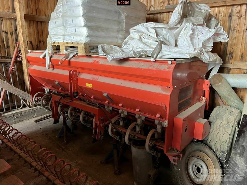 Tume HKL 250B Outros equipamentos de forragem e ceifa
