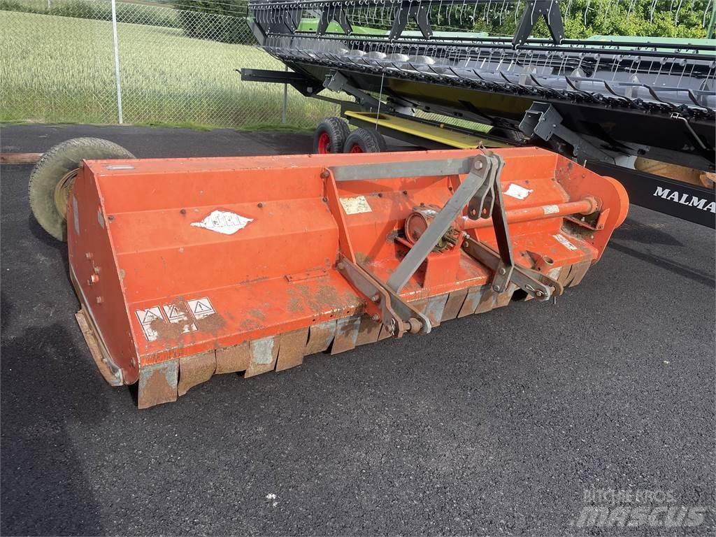 Kuhn BP28 Outros equipamentos de forragem e ceifa