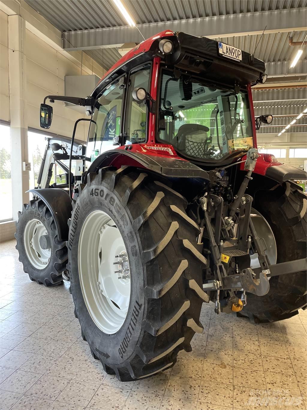 Valtra 135LH Tratores Agrícolas usados