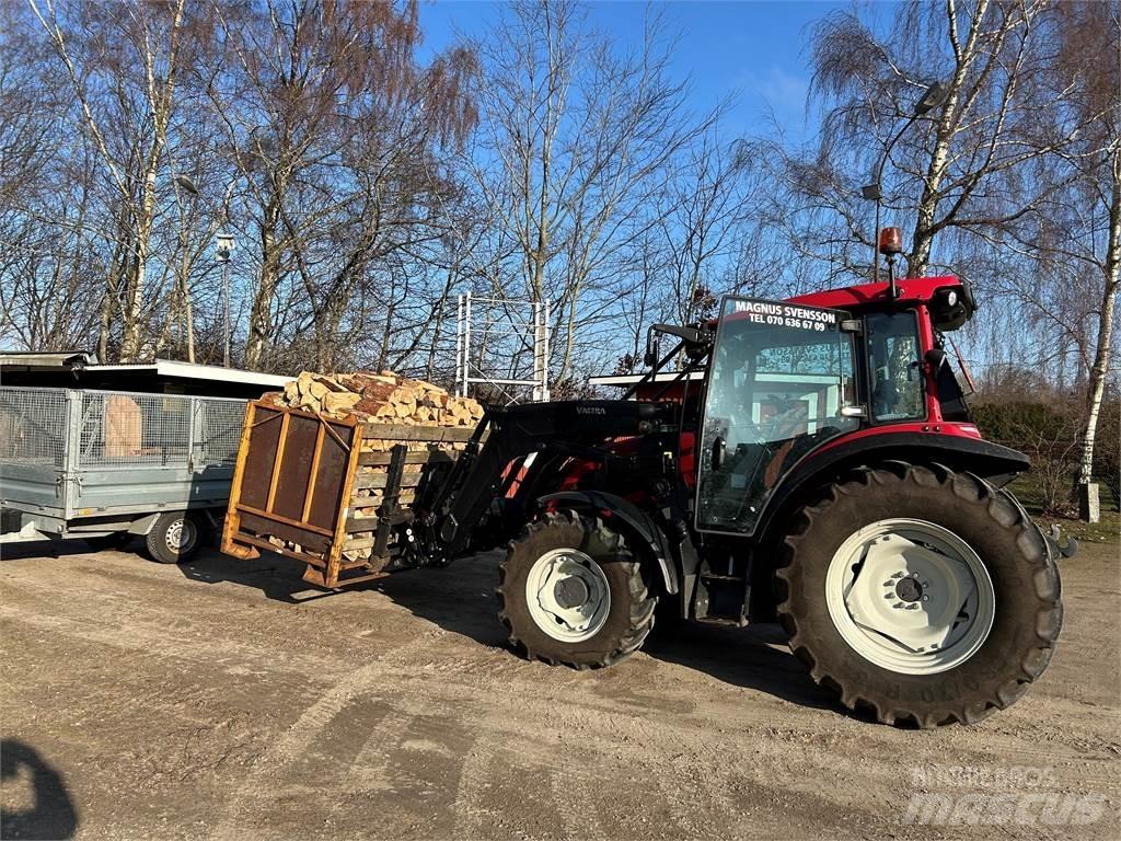 Valtra 85SH Tratores Agrícolas usados