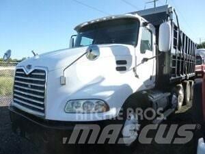 Mack Vision Camiões basculantes