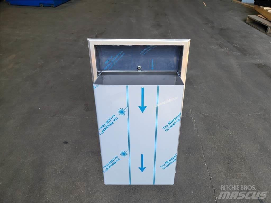  BOBRICK B-3644 Contentores largos de paletes