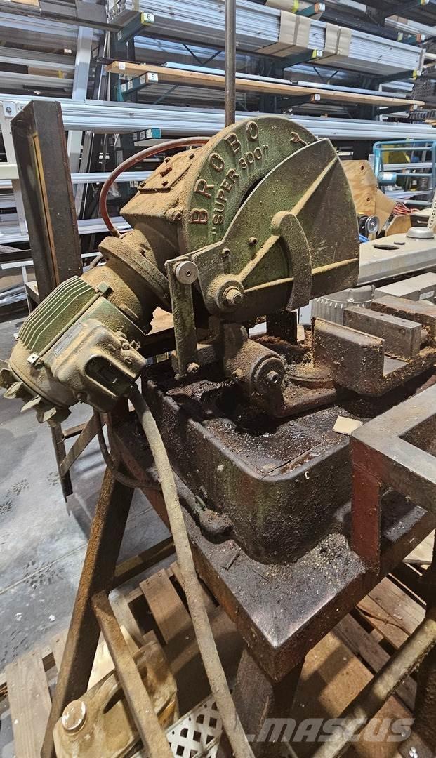  BROBO Super 300 Construção - Outros

