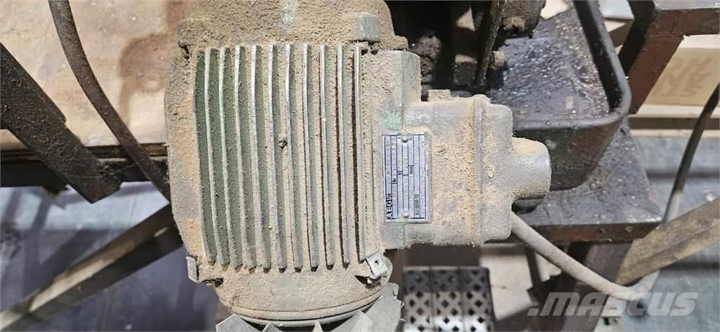  BROBO Super 300 Construção - Outros
