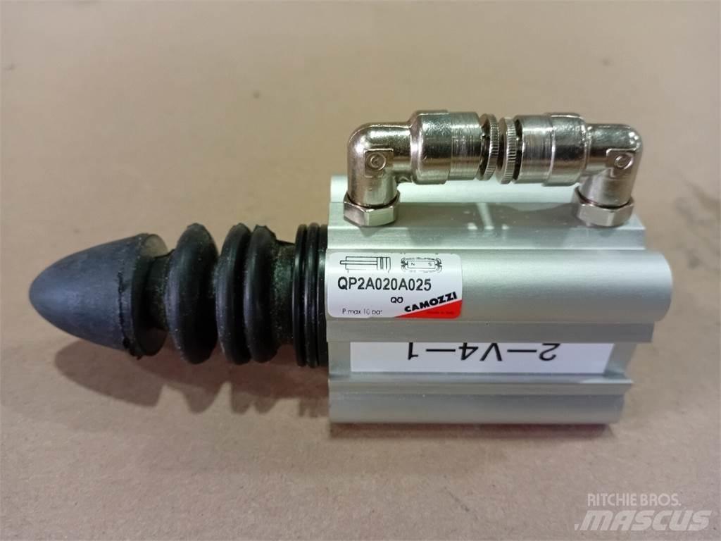  CAMOZZI QP2A020A025 Transportes - Outros
