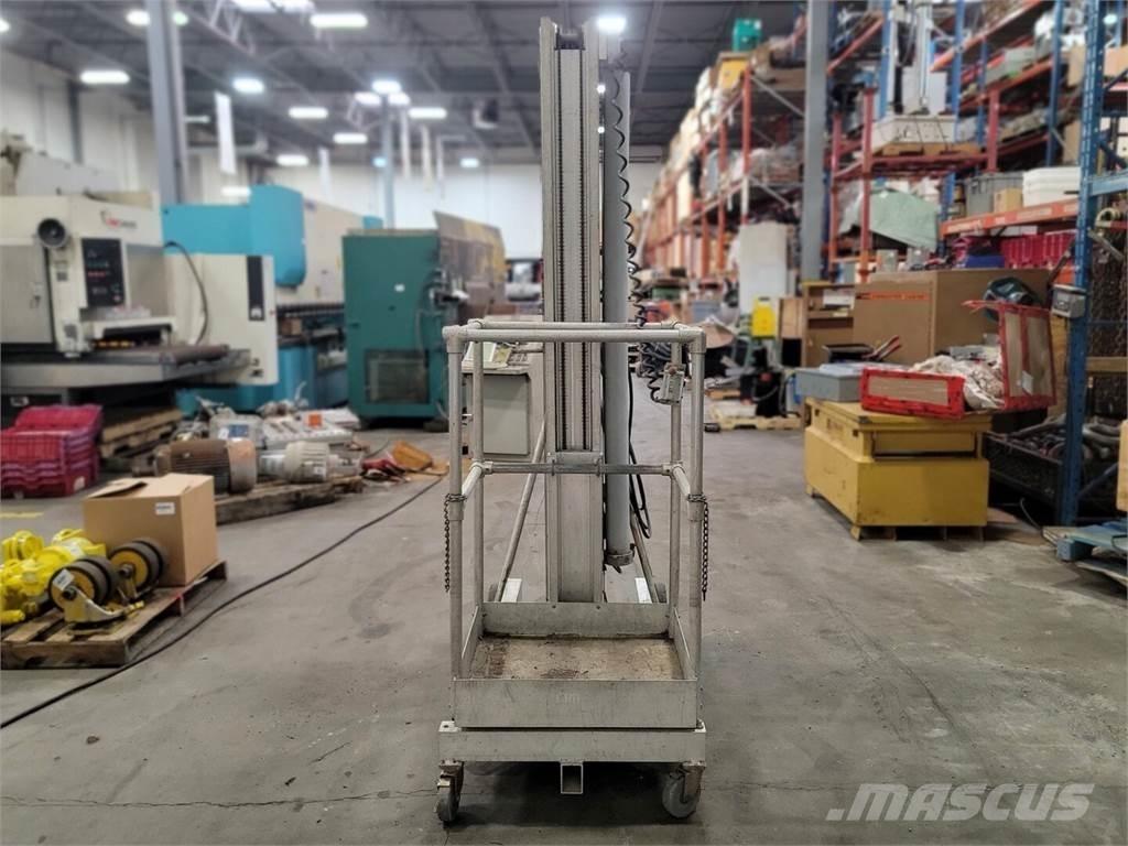 Genie PL-24P Elevadores de tesoura