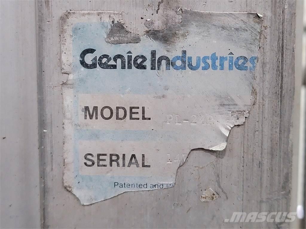 Genie PL-24P Elevadores de tesoura