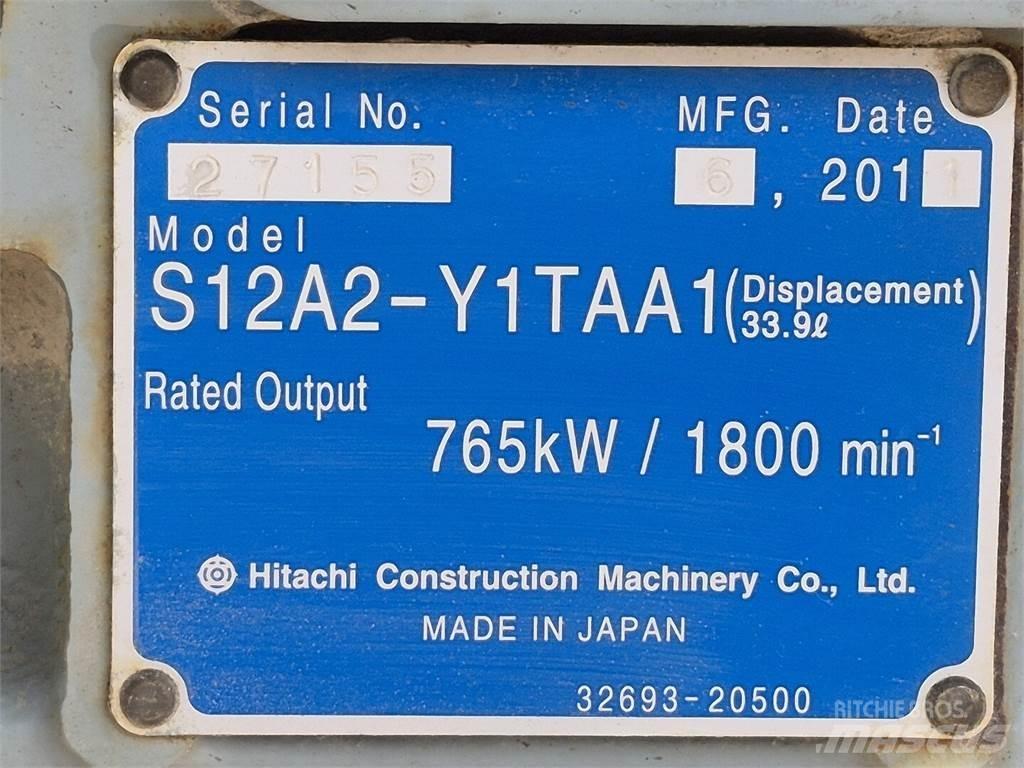Hitachi S12A2-Y1TAA1 Motores