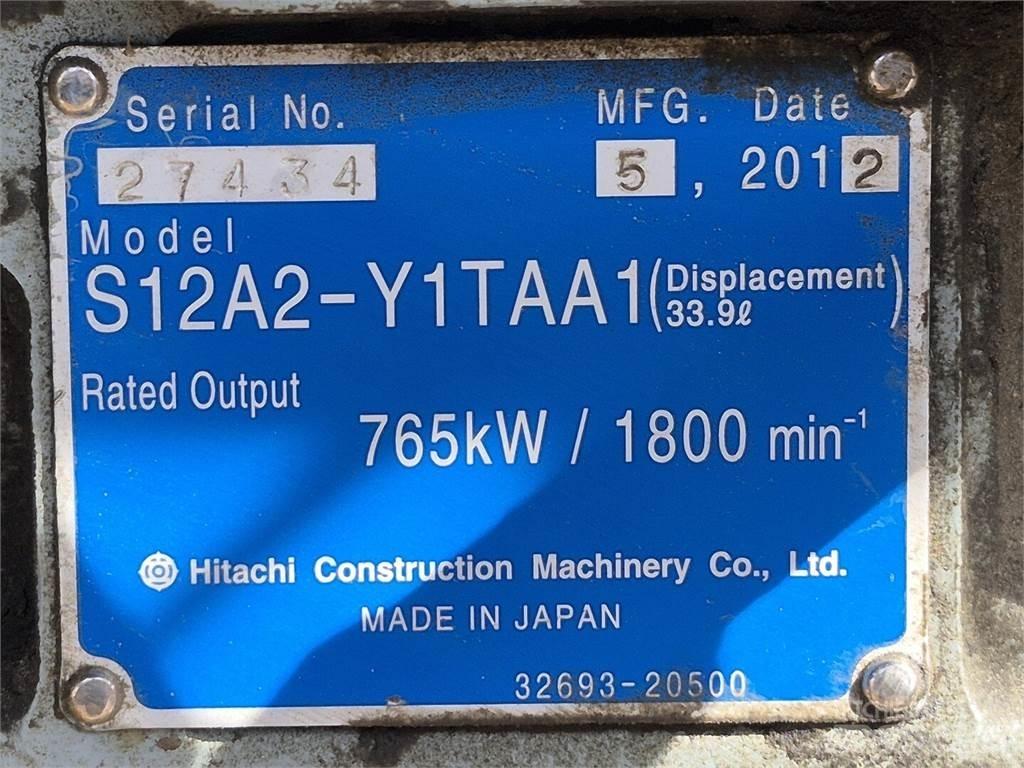 Hitachi S12A2-Y1TAA1 Motores