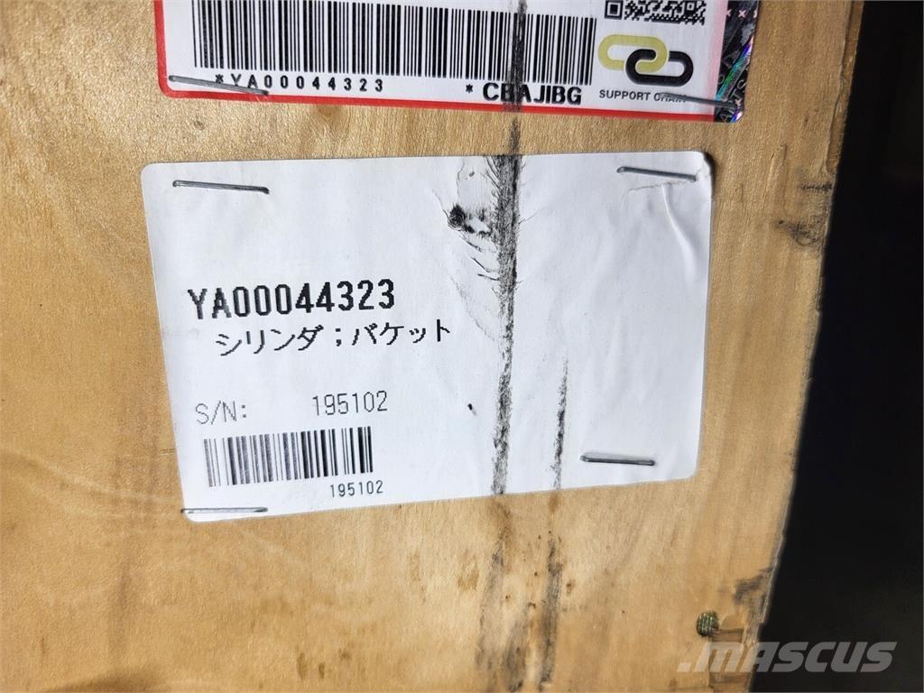 Hitachi YA00044323 Transportes - Outros
