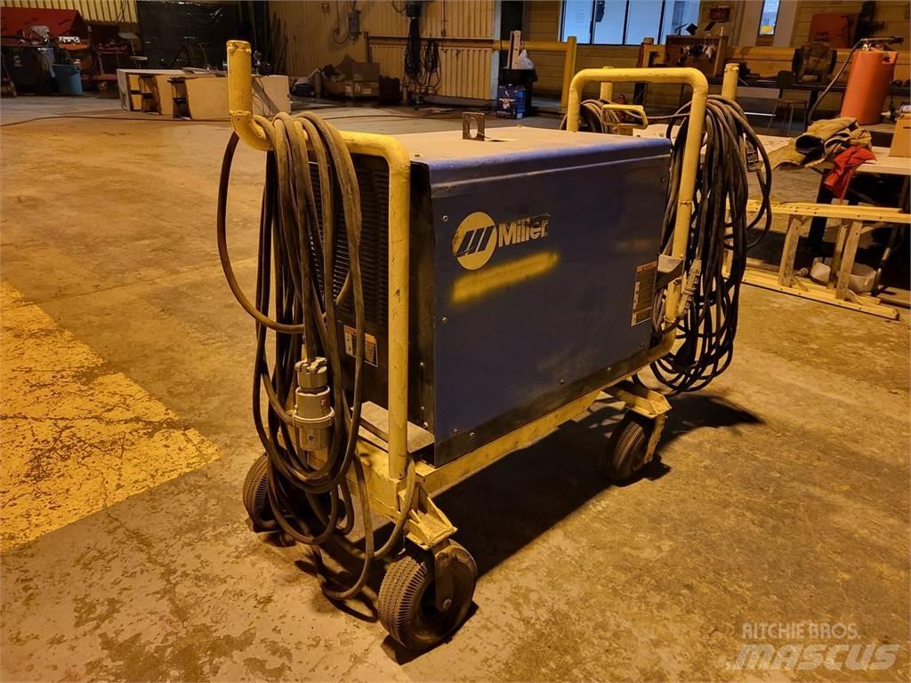 Miller Dimension 652 Máquinas de soldar